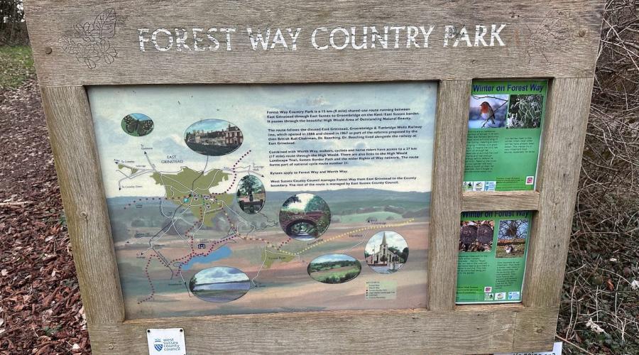A post showing the start of forest way